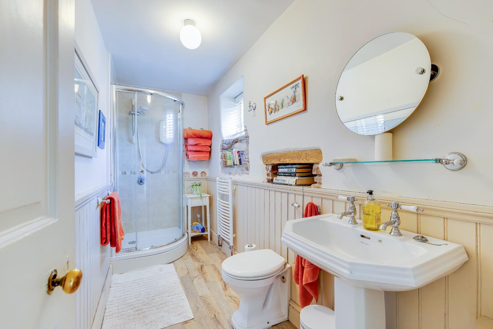 Llanquian Road, Aberthin, Nr Cowbridge, Vale of Glamorgan,  CF71 7HE
